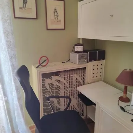 Apartment Lovely Penthouse At The Center! Athens
